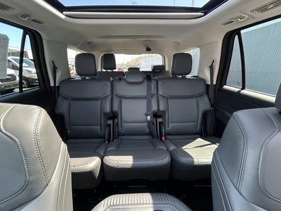 2026 Ford Expedition Active