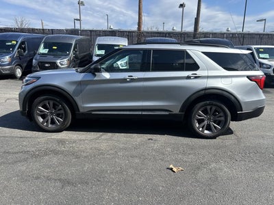 2025 Ford Explorer Active