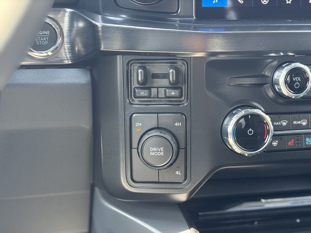 2027 Ford Super Duty F-250 LARIAT Crew Cab