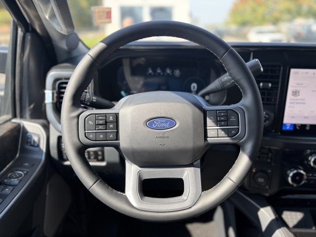 2027 Ford Super Duty F-250 LARIAT Crew Cab