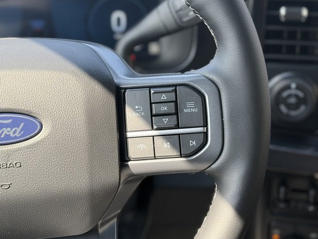 2027 Ford Super Duty F-250 LARIAT Crew Cab