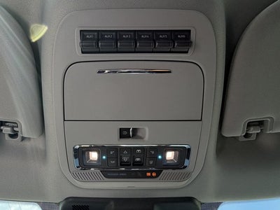 2027 Ford Super Duty F-250 LARIAT Crew Cab