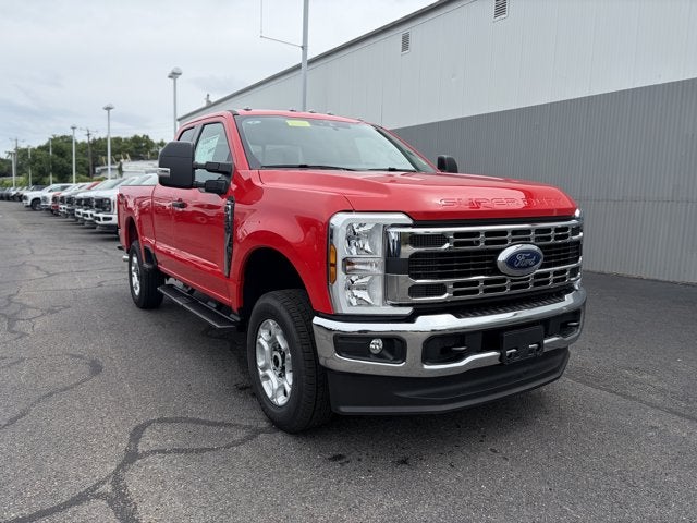 2026 Ford Super Duty F-250 SRW XLT