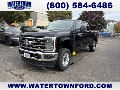 2027 Ford Super Duty F-250 XLT Crew Cab
