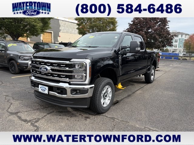 2027 Ford Super Duty F-250 XLT Crew Cab