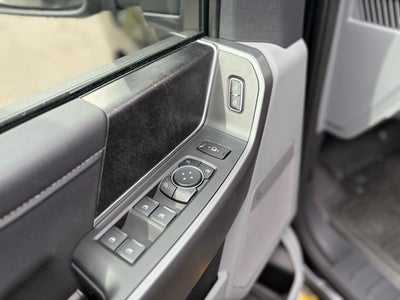 2027 Ford Super Duty F-250 XLT Crew Cab