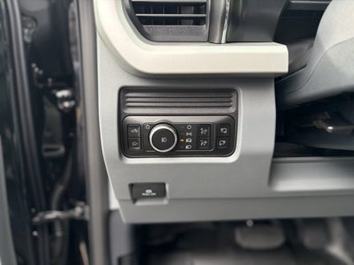 2027 Ford Super Duty F-250 XLT Crew Cab