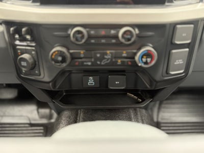 2027 Ford Super Duty F-250 XLT Crew Cab