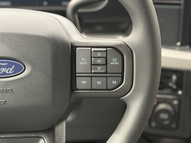 2027 Ford Super Duty F-250 XLT Crew Cab