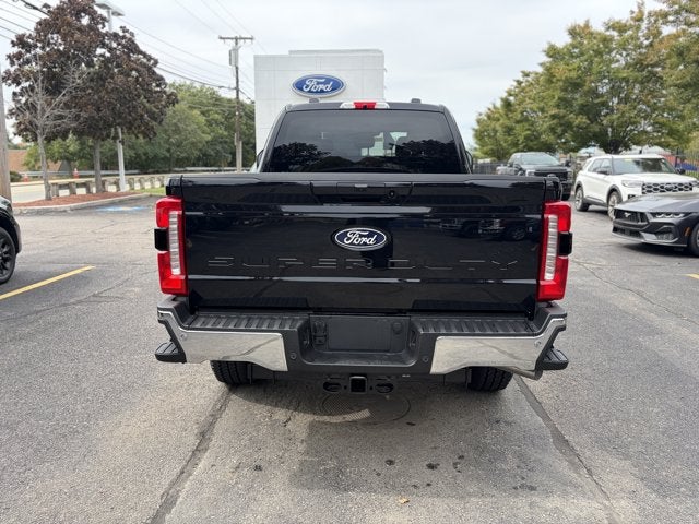 2027 Ford Super Duty F-250 XLT Crew Cab