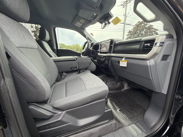 2027 Ford Super Duty F-250 XLT Crew Cab