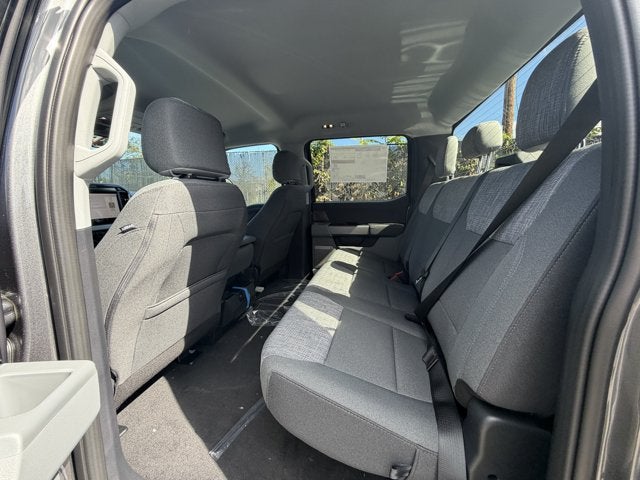 2027 Ford Super Duty F-250 XLT Crew Cab