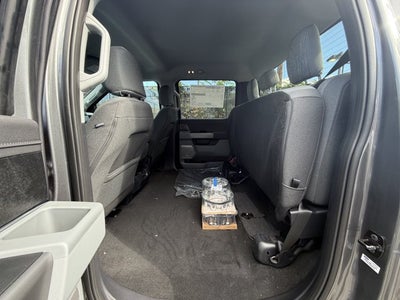 2027 Ford Super Duty F-250 XLT Crew Cab