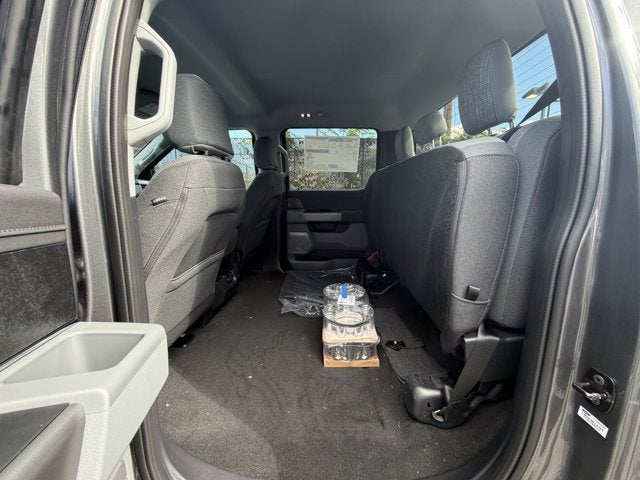 2027 Ford Super Duty F-250 XLT Crew Cab