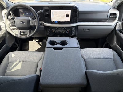 2027 Ford Super Duty F-250 XLT Crew Cab
