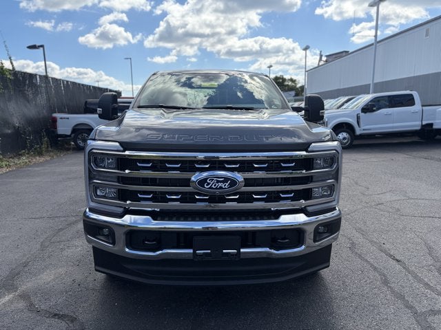 2027 Ford Super Duty F-250 XLT Crew Cab