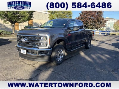 2027 Ford Super Duty F-250 LARIAT Crew Cab