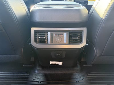 2027 Ford Super Duty F-250 LARIAT Crew Cab