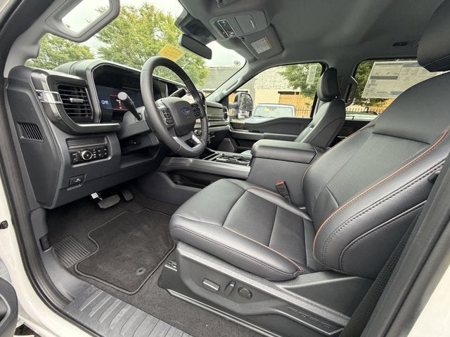 2027 Ford Super Duty F-250 LARIAT Crew Cab