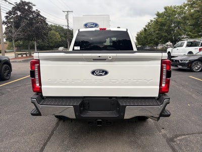 2027 Ford Super Duty F-250 LARIAT Crew Cab