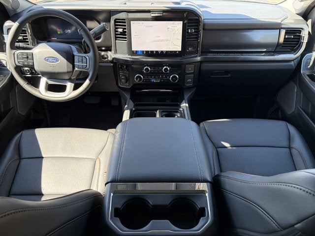 2027 Ford Super Duty F-250 LARIAT Crew Cab