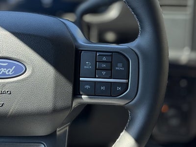 2027 Ford Super Duty F-250 LARIAT Crew Cab