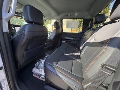 2027 Ford Super Duty F-250 LARIAT Crew Cab