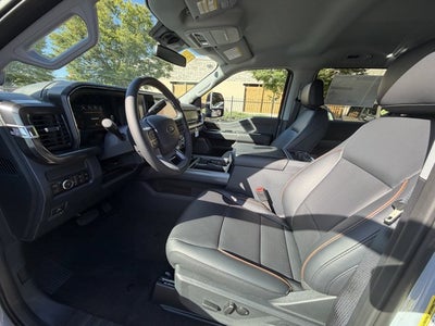 2027 Ford Super Duty F-250 LARIAT Crew Cab