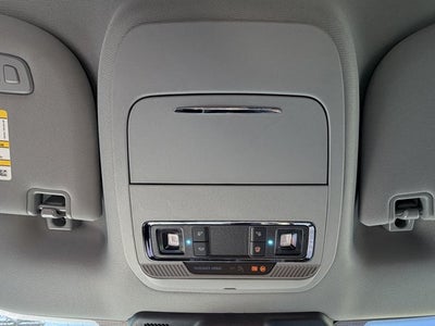 2027 Ford Super Duty F-250 LARIAT Crew Cab