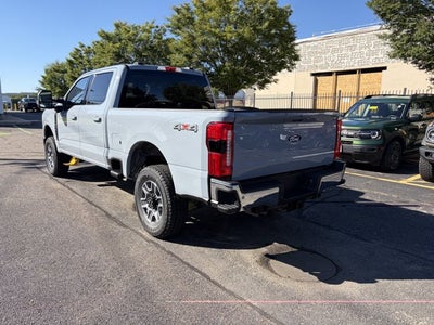 2027 Ford Super Duty F-250 LARIAT Crew Cab