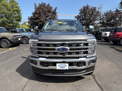 2026 Ford Super Duty F-350 SRW LARIAT