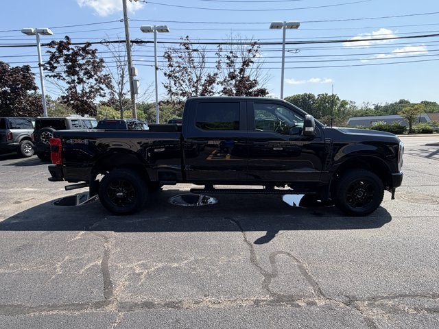 2024 Ford Super Duty F-350 SRW XL