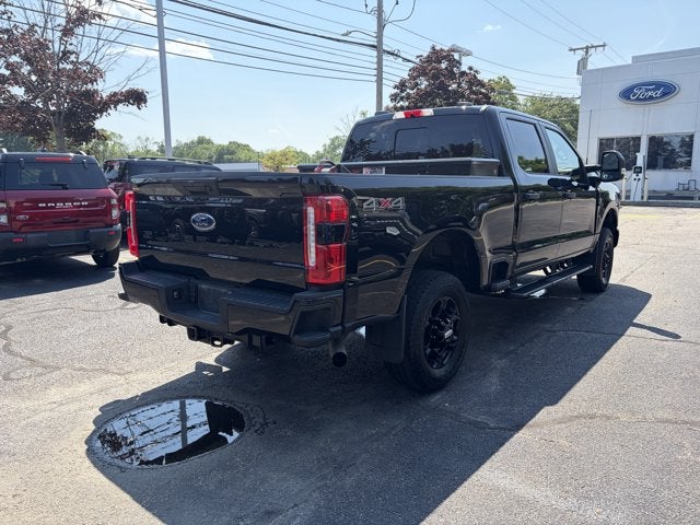 2024 Ford Super Duty F-350 SRW XL