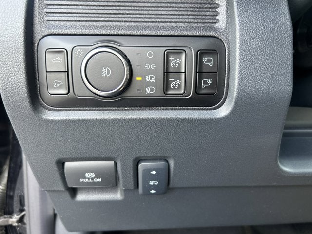 2025 Ford Super Duty F-350 SRW LARIAT (Manager Demo)