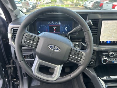 2025 Ford Super Duty F-350 SRW LARIAT (Manager Demo)