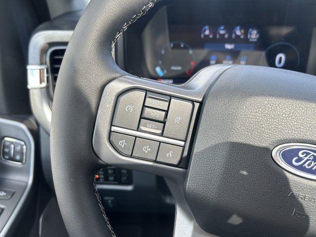 2025 Ford Super Duty F-350 SRW LARIAT (Manager Demo)