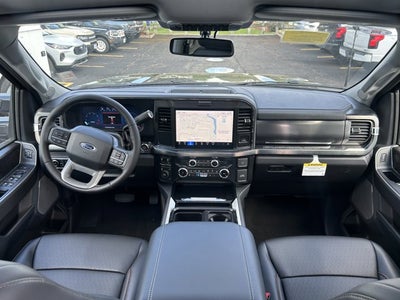 2025 Ford Super Duty F-350 SRW LARIAT (Manager Demo)