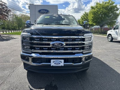 2025 Ford Super Duty F-350 SRW LARIAT (Manager Demo)