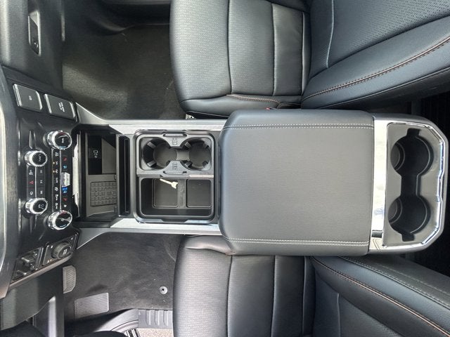 2025 Ford Super Duty F-350 SRW LARIAT (Manager Demo)