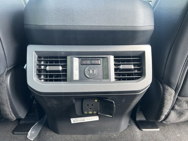 2025 Ford Super Duty F-350 SRW LARIAT (Manager Demo)