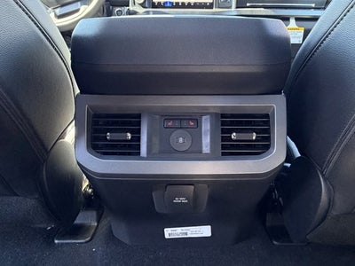 2027 Ford Super Duty F-350 SRW LARIAT