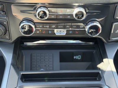 2027 Ford Super Duty F-350 SRW LARIAT