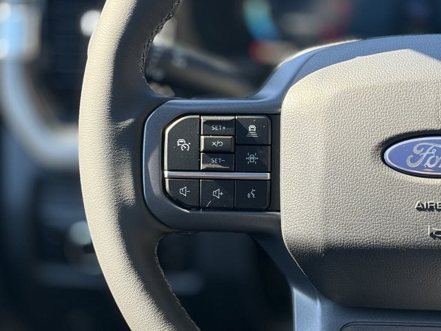 2027 Ford Super Duty F-350 SRW LARIAT