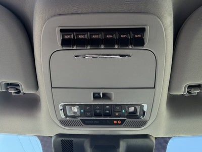 2027 Ford Super Duty F-350 SRW LARIAT