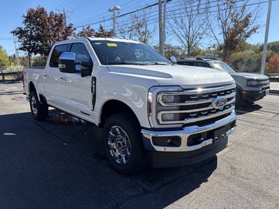2027 Ford Super Duty F-350 SRW LARIAT