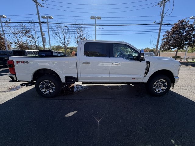 2027 Ford Super Duty F-350 SRW LARIAT