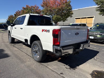 2027 Ford Super Duty F-350 SRW LARIAT