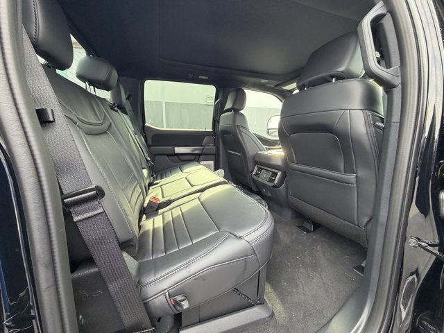2027 Ford Super Duty F-350 SRW Platinum