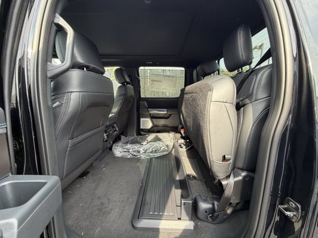 2027 Ford Super Duty F-350 SRW Platinum