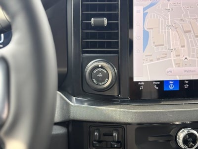 2027 Ford Super Duty F-350 SRW Platinum
